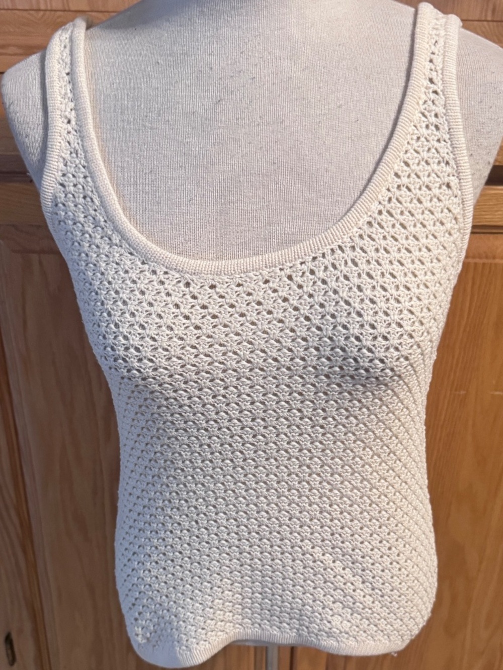 Women's Easy Clothes Style A1226 Sz S/M Tank Top White Summer Classic Knit